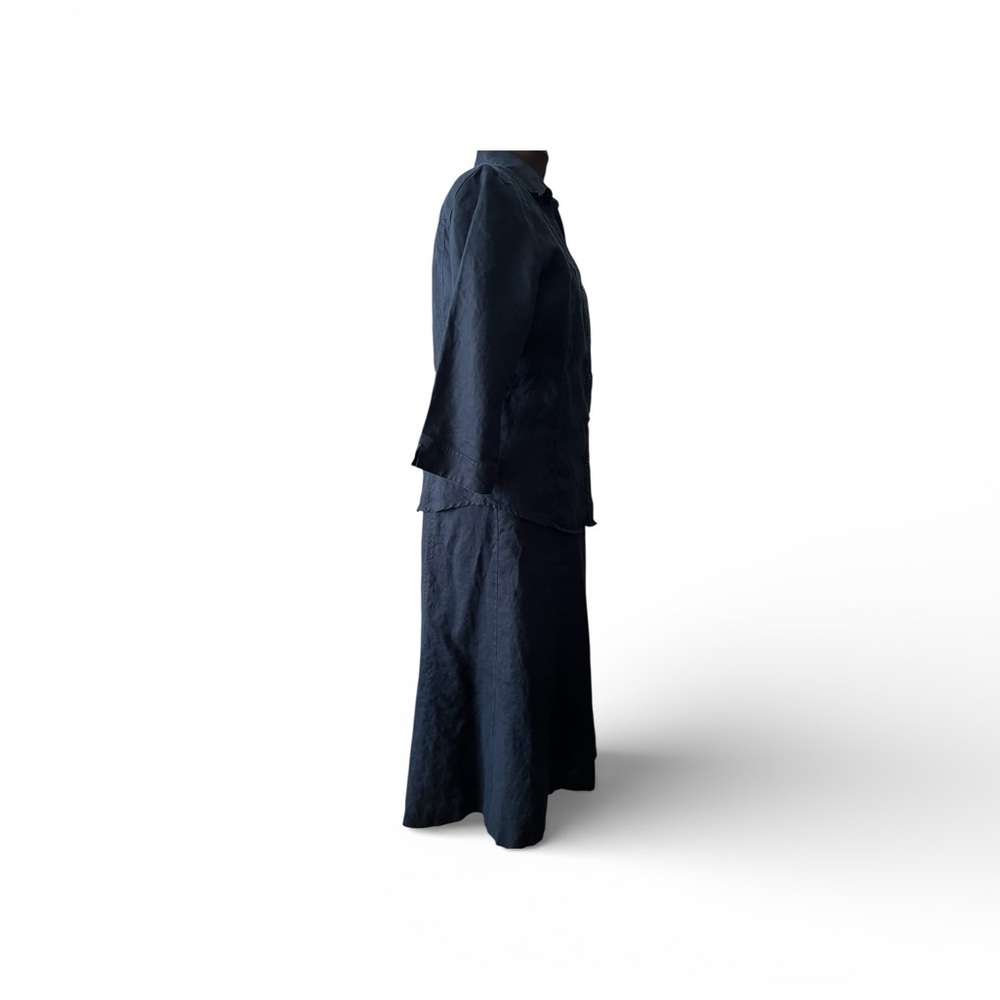 Vintage Navy Blue | 2 Piece Skirt Suit | Midi Length | Classic Minimalist - Picture 9 of 12